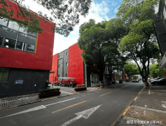 <b>地铁、公交、自种出行体例任选</b>